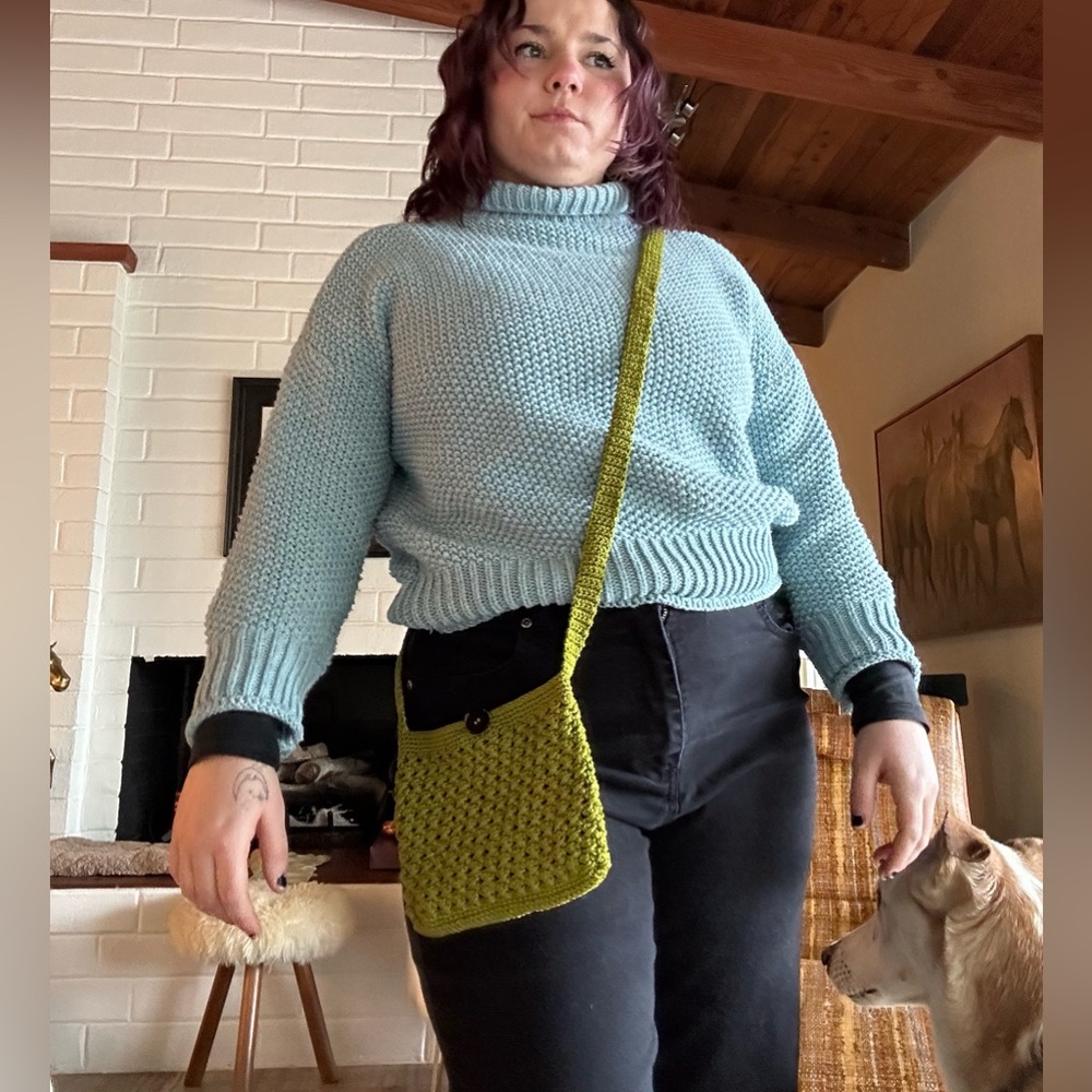 Knitted Crossbody Purse 💚